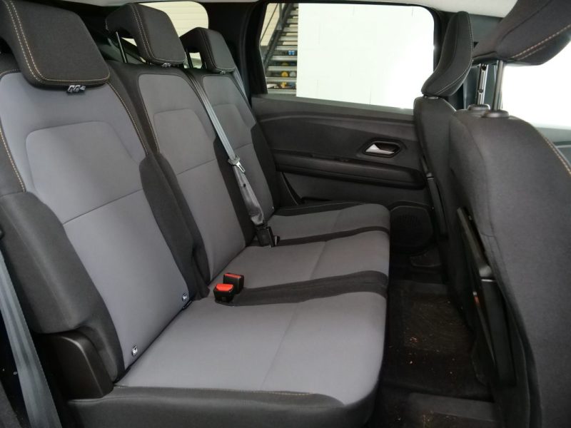 DACIA JOGGER 1.6 HYBRID 140CH EXPRESSION 5 PLACES 2023