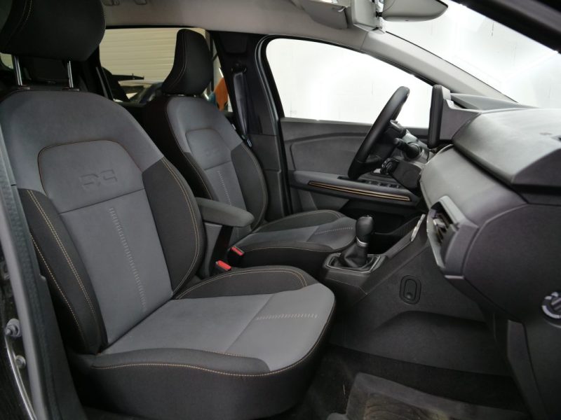 DACIA JOGGER 1.6 HYBRID 140CH EXPRESSION 5 PLACES 2023