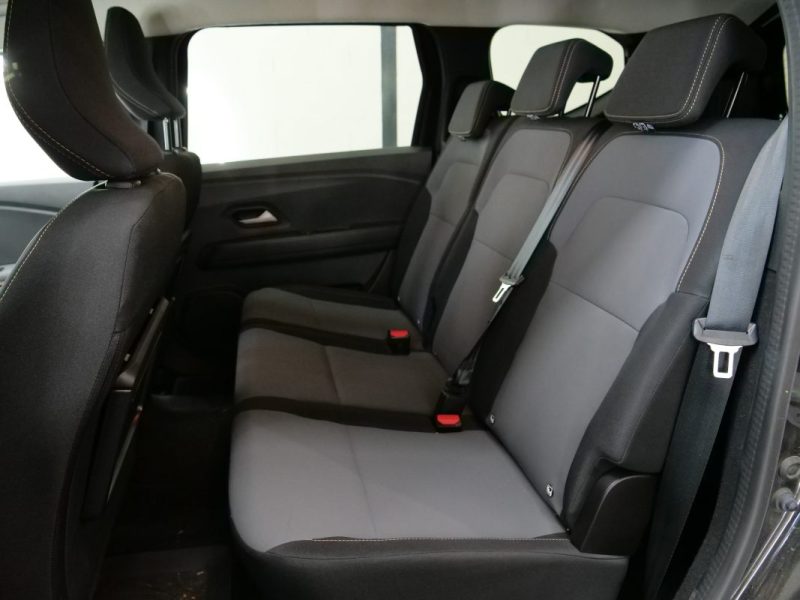 DACIA JOGGER 1.6 HYBRID 140CH EXPRESSION 5 PLACES 2023