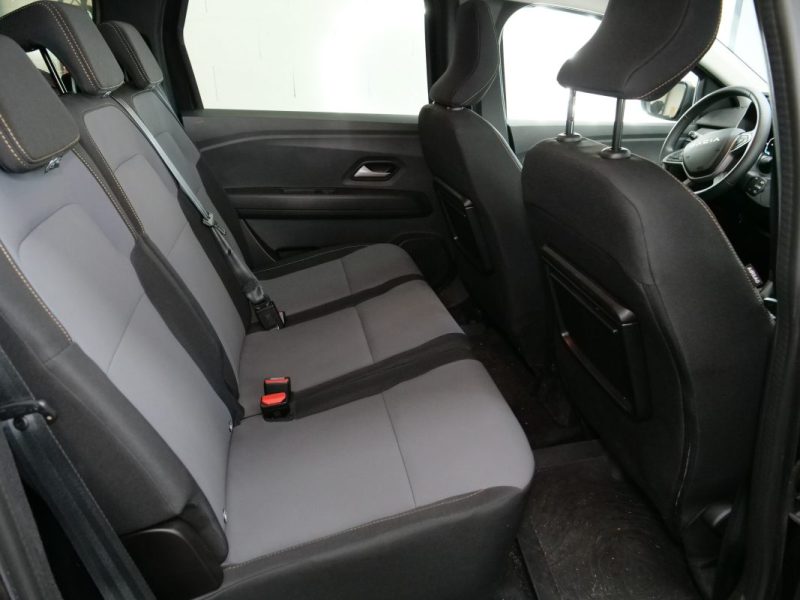 DACIA JOGGER 1.6 HYBRID 140CH EXPRESSION 5 PLACES 2023