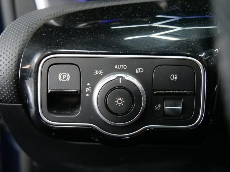 MERCEDES CLASSE CL 180 136CH AMG LINE 7G-DCT 2021