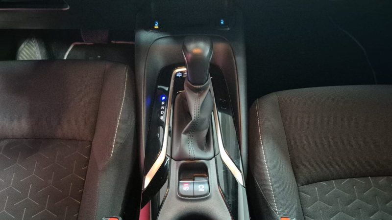 TOYOTA COROLLA TOURING SPORTS 122cv NOIR/1 ERE MAIN/TVA RECUPERABLE