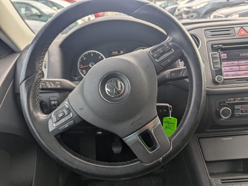 VOLKSWAGEN TIGUAN 2.0 TDI - 16V TURBO 2011