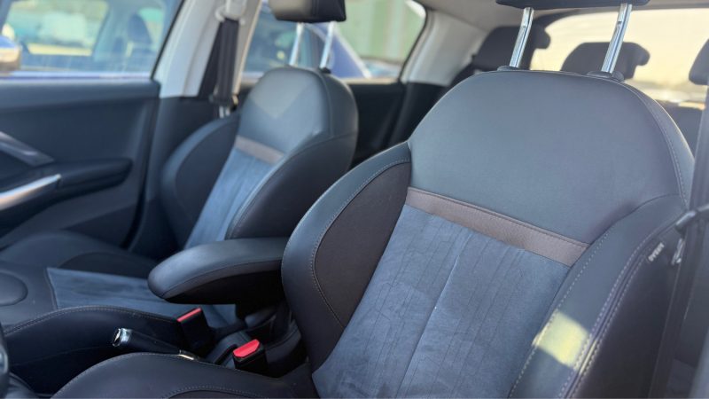 PEUGEOT 208 1.2 E THP 110CH ALLURE S&S BOITE AUTOMATIQUE !! 5CV 5P 2016