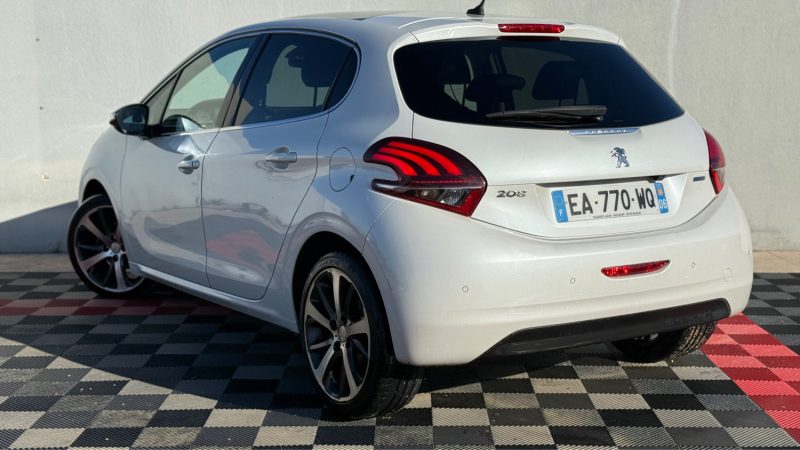PEUGEOT 208 1.2 E THP 110CH ALLURE S&S BOITE AUTOMATIQUE !! 5CV 5P 2016