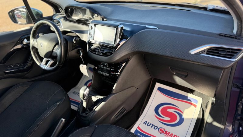 PEUGEOT 208 1.2VTI  82 CV ALLURE !!!  PREMIERE MAINS !!!!