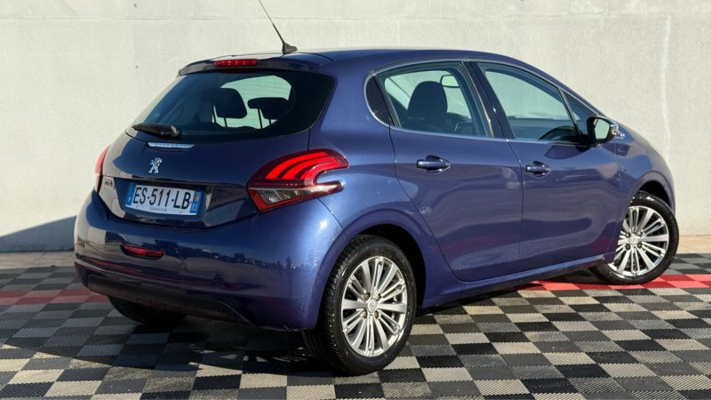 PEUGEOT 208 1.2VTI  82 CV ALLURE !!!  PREMIERE MAINS !!!!