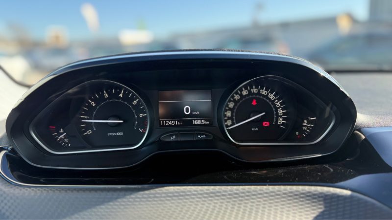 PEUGEOT 208 1.2VTI  82 CV ALLURE !!!  PREMIERE MAINS !!!!