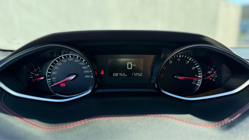 PEUGEOT 308 II 1.2 E THP 130CH GT LINE S&S 5P 2015