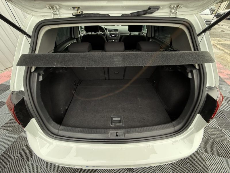 VOLKSWAGEN GOLF 1.6 TDI 105CH BLUEMOTION TECHNOLOGY 