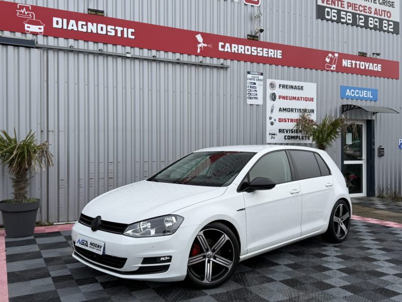 VOLKSWAGEN GOLF 1.6 TDI 105CH BLUEMOTION TECHNOLOGY 