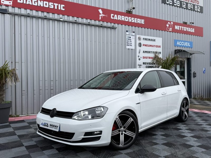 VOLKSWAGEN GOLF 1.6 TDI 105CH BLUEMOTION TECHNOLOGY 