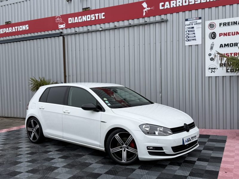 VOLKSWAGEN GOLF 1.6 TDI 105CH BLUEMOTION TECHNOLOGY 