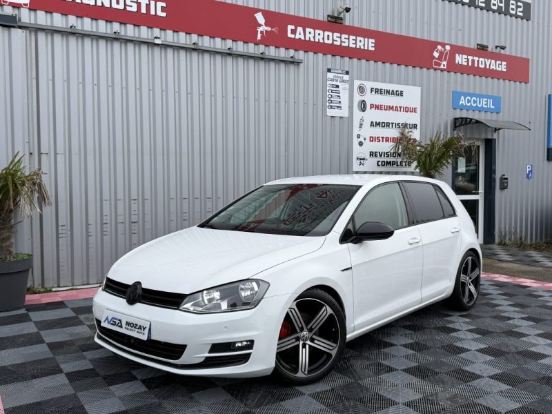 VOLKSWAGEN GOLF 1.6 TDI 105CH BLUEMOTION TECHNOLOGY 