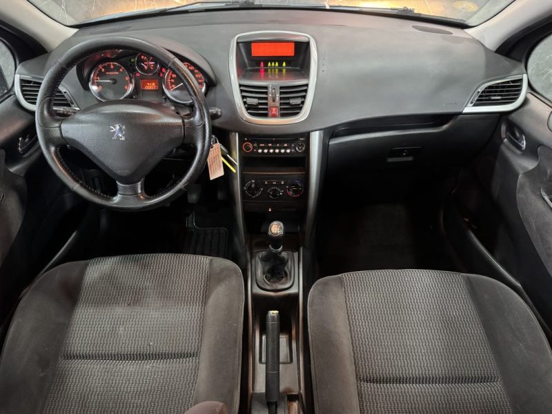 PEUGEOT 207 1.6 HDI 90 EXECUTIVE 2007