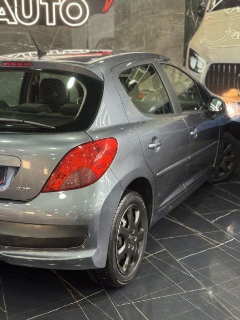 PEUGEOT 207 1.6 HDI 90 EXECUTIVE 2007