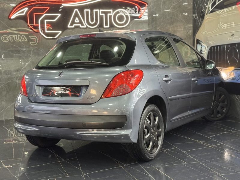 PEUGEOT 207 1.6 HDI 90 EXECUTIVE 2007