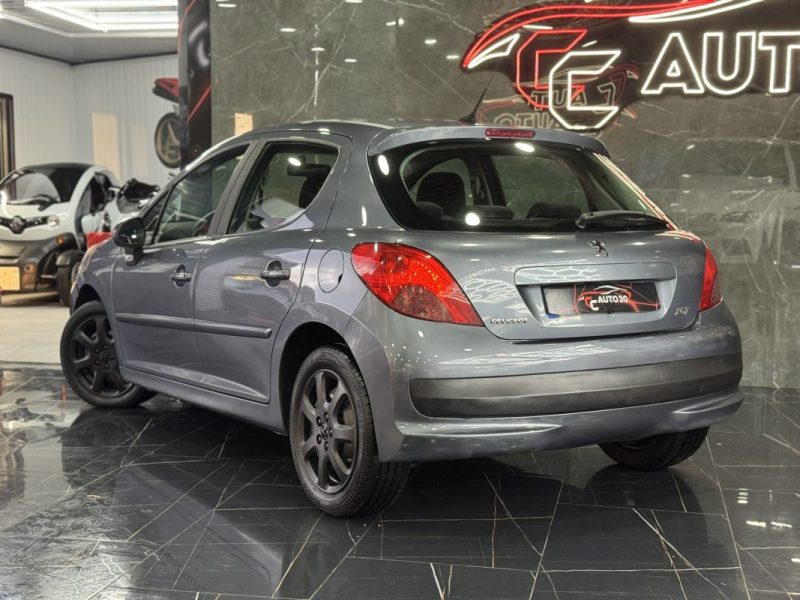 PEUGEOT 207 1.6 HDI 90 EXECUTIVE 2007