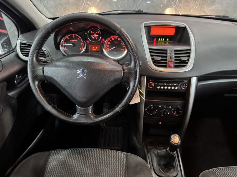 PEUGEOT 207 1.6 HDI 90 EXECUTIVE 2007