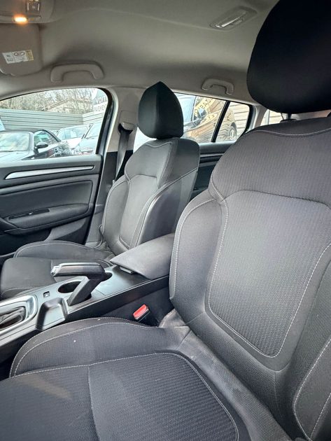 Renault Mégane 4 Break Essence 140 ch – Boîte automatique – Révisée, Garantie 6 mois