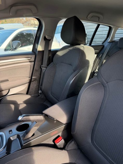 Renault Mégane 4 Break Essence 140 ch – Boîte automatique – Révisée, Garantie 6 mois
