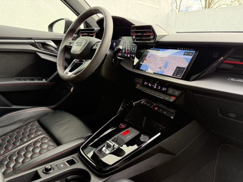 AUDI RS3 SPORTBACK 2.5 TFSI 400 CV QUATTRO S-TRONIC /ORIGINE FRANCE /GARANTIE 2027        