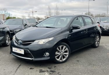TOYOTA AURIS 1.8 HYBRID 136h DYNAMIC