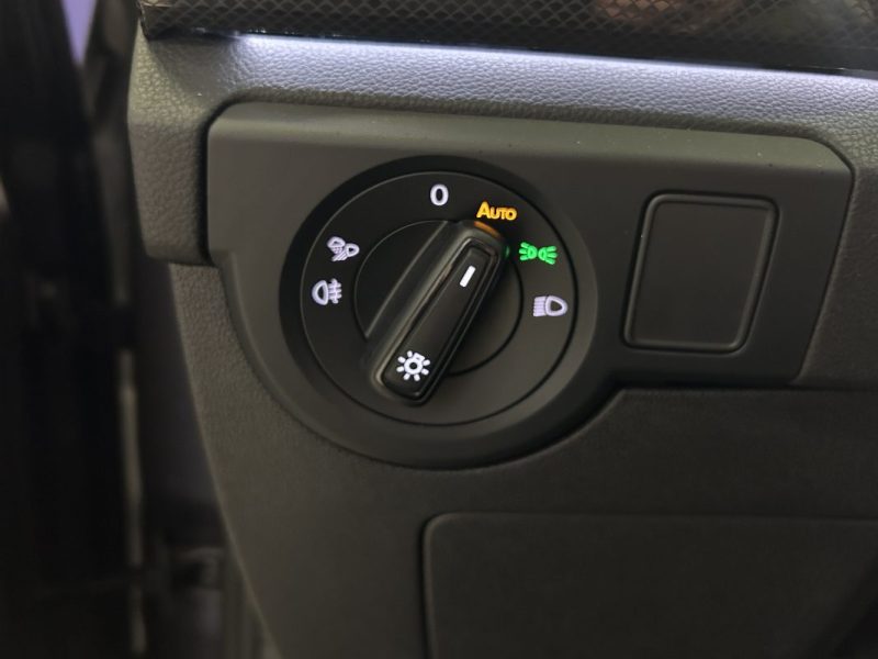 VOLKSWAGEN T-CROSS 1.0 TSI 116 12V TURBO STYLE DSG 7 IQ LIGHT GARANTIE 5 ANS