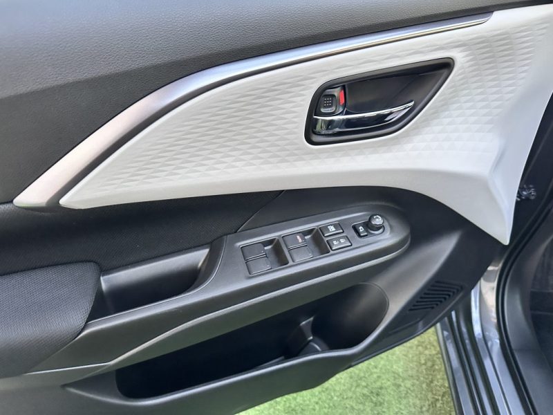 SUZUKI SWIFT 1.2 DUALJET HYBRID PRIVILEGE AUTO CVT  2025