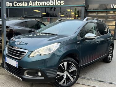 PEUGEOT 2008 URBAN CROSS 1.2 110 Cv ECRAN GPS TACTILE / CRIT AIR 1 - GARANTIE 1 AN