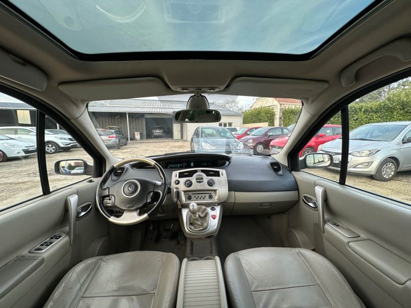 RENAULT SCENIC EXPRESSION 1.9DCI 130 2007