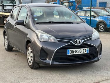 TOYOTA YARIS 100 VVT-I LOUNGE 5P 2015