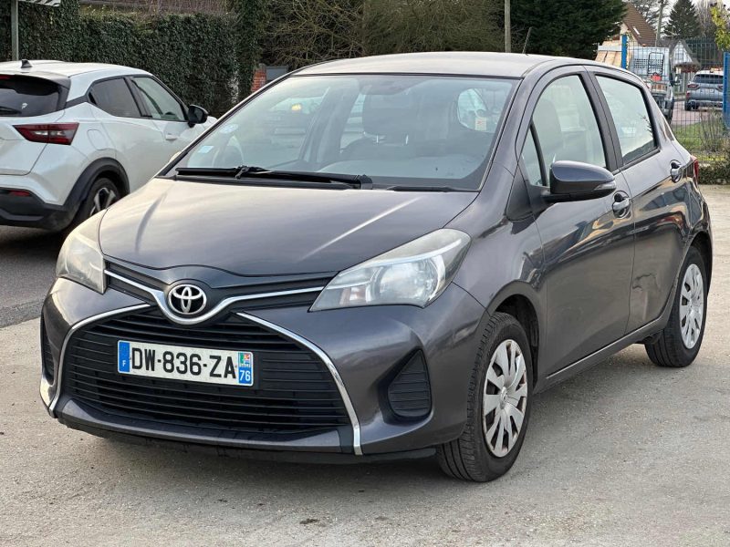 TOYOTA YARIS 100 VVT-I LOUNGE 5P 2015