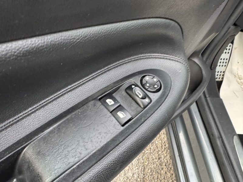 CITROEN DS3 CABRIOLET 1.2 82CV SPORT CHIC