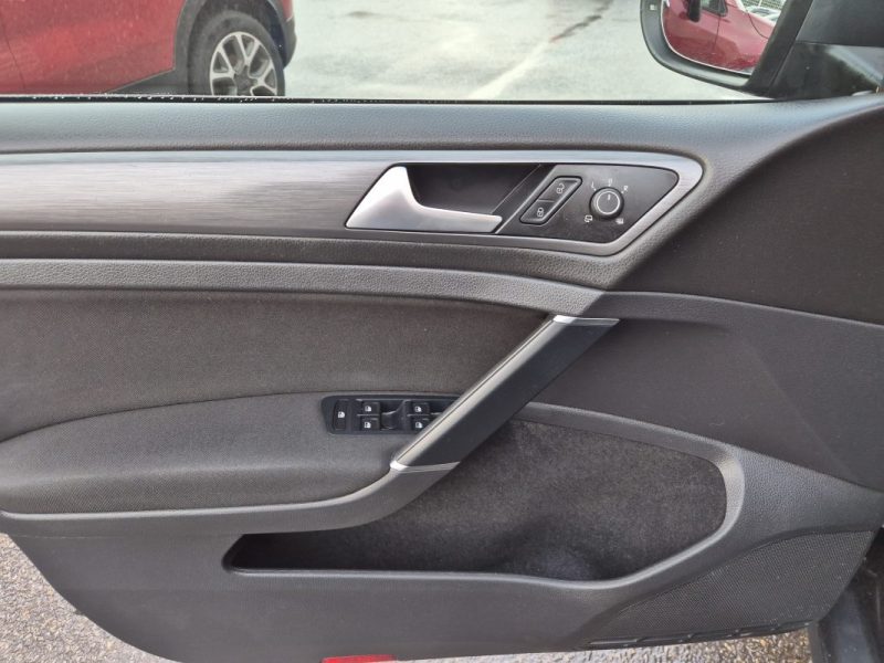 VOLKSWAGEN GOLF VII 1.6 TDI 115 FAP BVM5 CONFORTLINE BUSINESS 2018