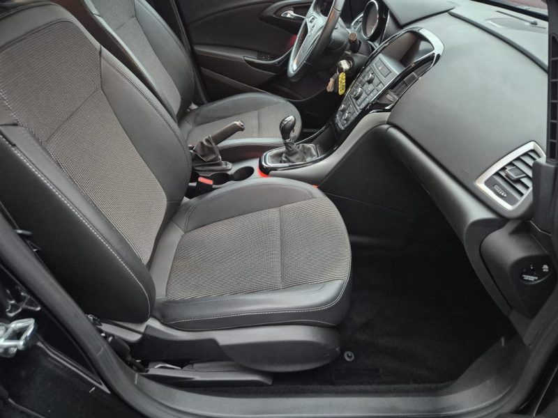 OPEL ASTRA 1.6 CDTI 136 CH START/STOP ECOFLEX COSMO 2015