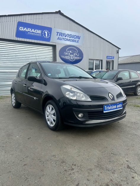 RENAULT CLIO 75CH 2008