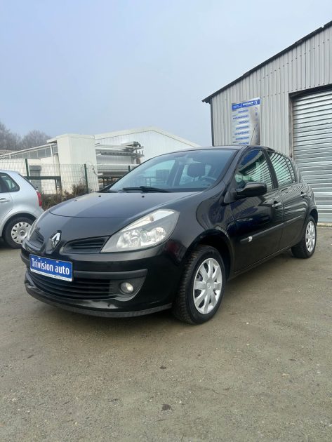 RENAULT CLIO 75CH 2008