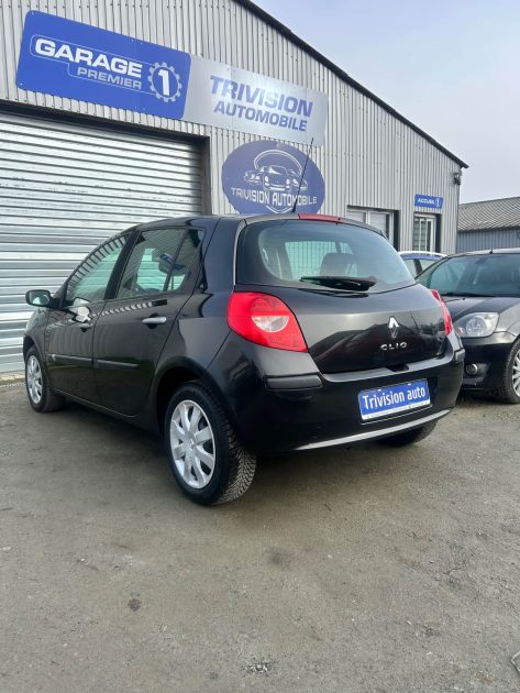 RENAULT CLIO 75CH 2008