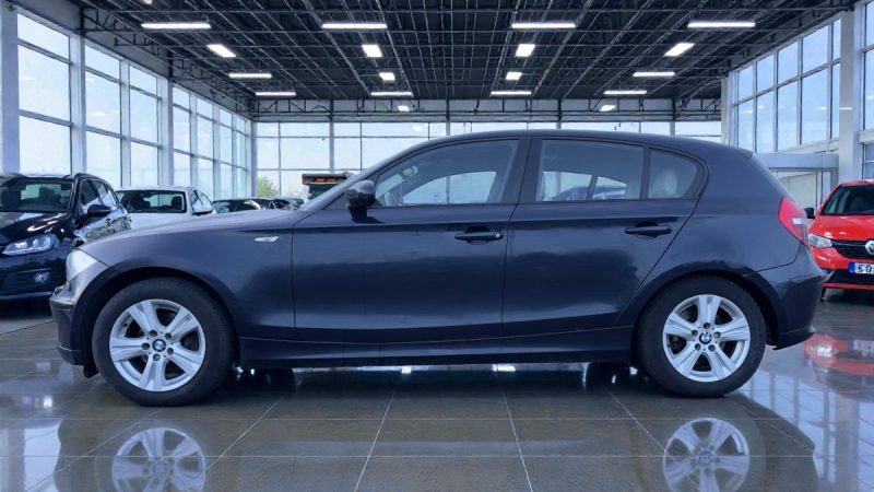 BMW 118I LUXE 143CV CUIR, XENON, TOIT OUVRANT GARANTIE 6 MOIS