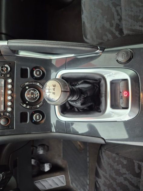 PEUGEOT 3008 1.6 HDI 16V 110 FELINE 2010