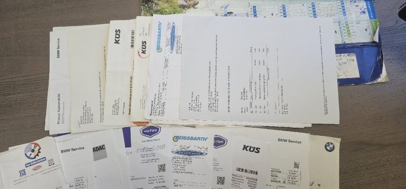 BMW  750I (E32) 5.0I V12 300CV BA ( ETAT COLLECTION )