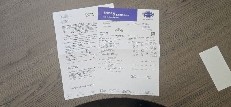 BMW  750I (E32) 5.0I V12 300CV BA ( ETAT COLLECTION )