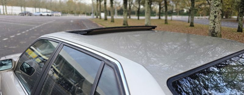 BMW  750I (E32) 5.0I V12 300CV BA ( ETAT COLLECTION )