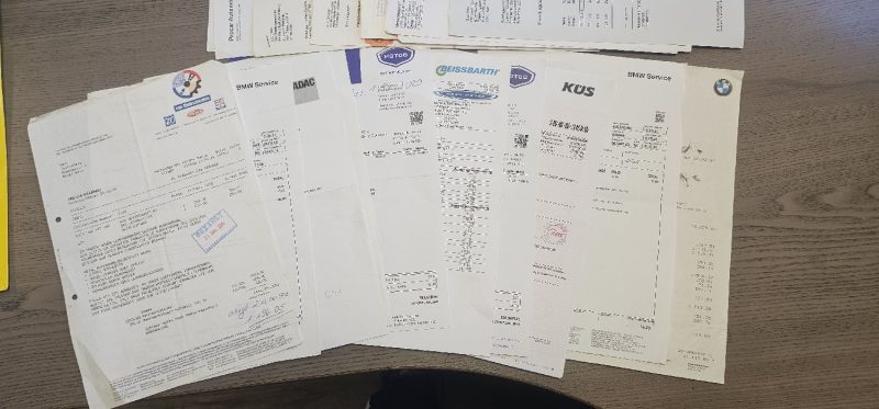 BMW  750I (E32) 5.0I V12 300CV BA ( ETAT COLLECTION )