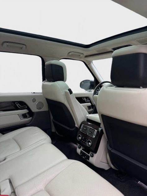 LAND ROVER RANGE ROV 2.0 P400E 404CH VOGUE SWB MARK IX 2019