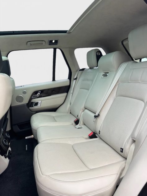 LAND ROVER RANGE ROV 2.0 P400E 404CH VOGUE SWB MARK IX 2019