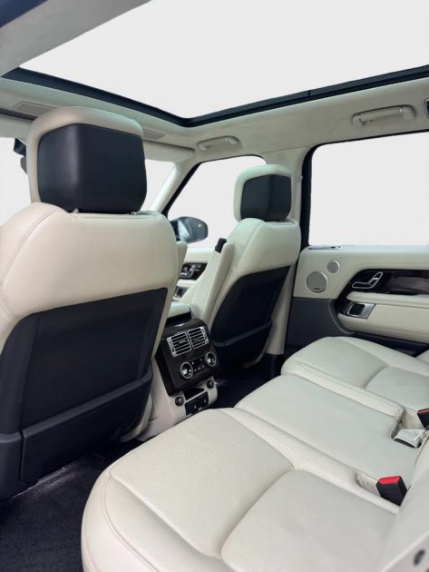 LAND ROVER RANGE ROV 2.0 P400E 404CH VOGUE SWB MARK IX 2019