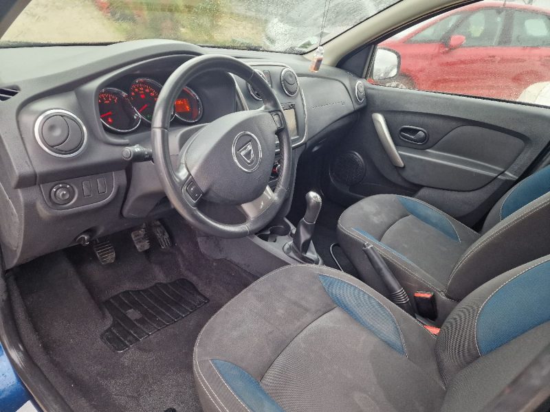 DACIA SANDERO 1.2 16V 75CH LIMITÉE 10TH ANNIVERSARY 2015