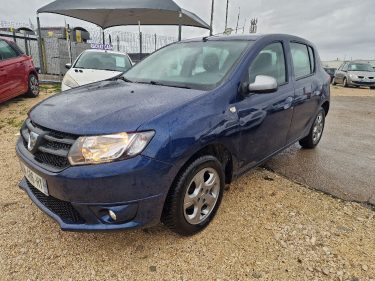DACIA SANDERO 1.2 16V 75CH LIMITÉE 10TH ANNIVERSARY 2015